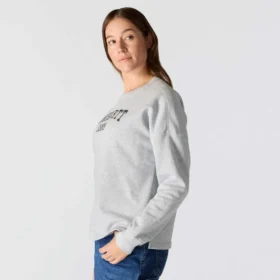 Damska bluza bez kaptura Carhartt 1889 o luźnym kroju i średniej gramaturze z nadrukiem